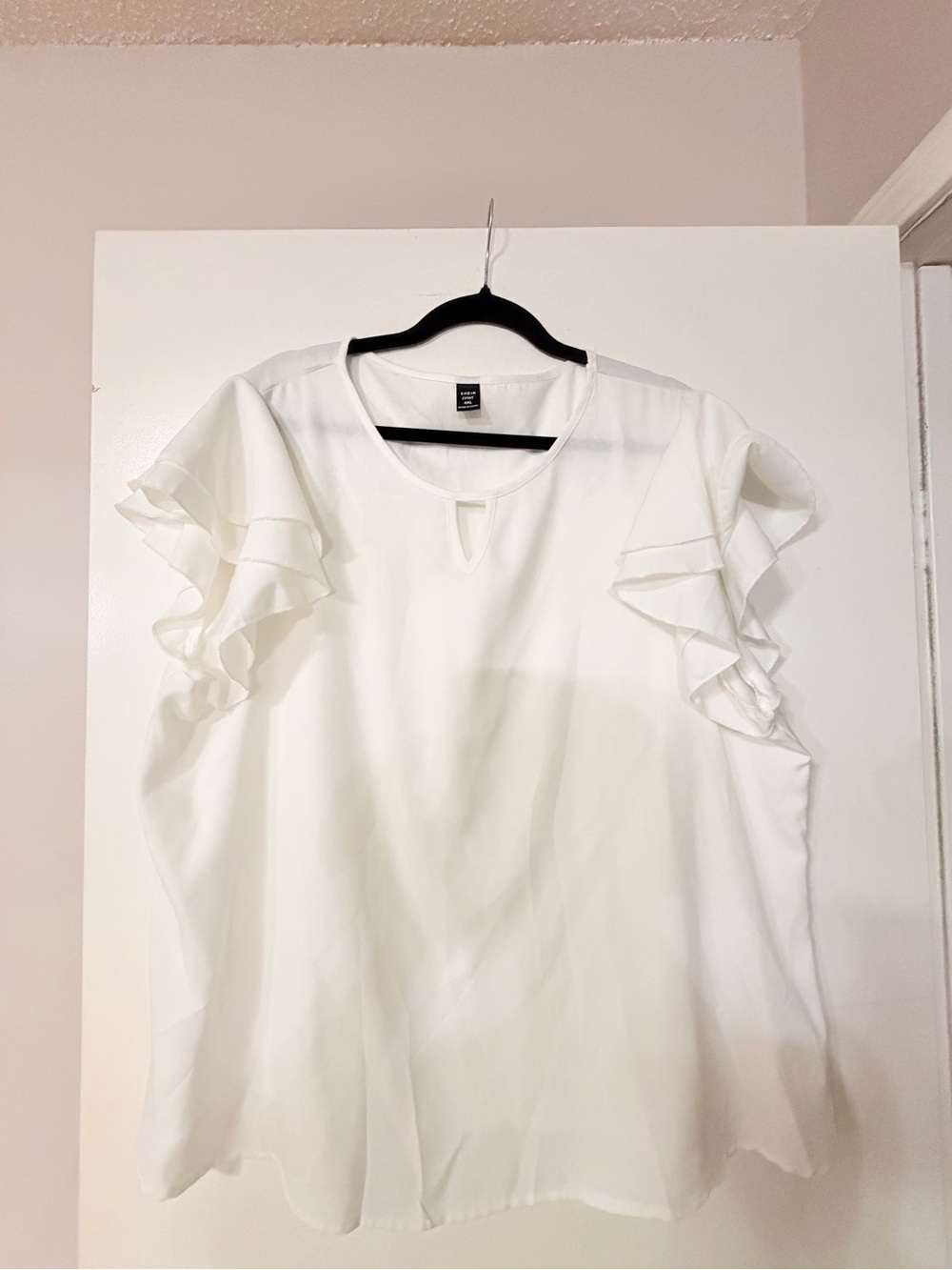 SHEIN White Ruffle Sleeve Keyhole Blouse
